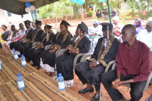 Doctorants de la 4ᵉ promotion lors de la cérémonie de sortie, 1ᵉʳ juillet 2025.